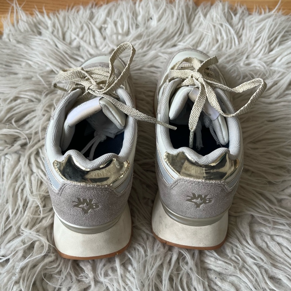 W6YZ Just Say Wizz Platform Metallic Silver Suede Low Top Lace Up Sneaker Sz 7.5 - Picture 4 of 10